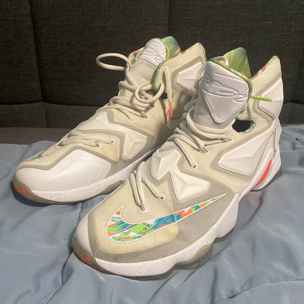 Lebron 13 Easter